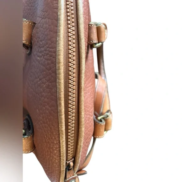 Vintage Dooney & Bourke All Weather Leather Norfolk Shoulder Bag /Satchel Tan - Picture 6 of 12